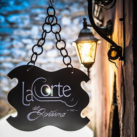 La Corte Del Governo 565 Bed and Breakfast