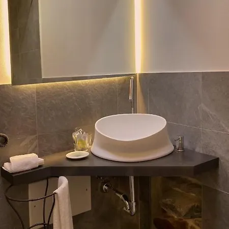 Bed and Breakfast La Corte Del Governo 565 Lezzeno