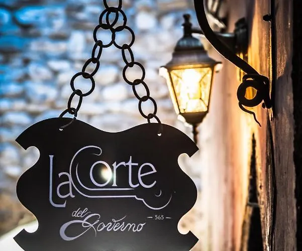 La Corte Del Governo 565 Bed & Breakfast