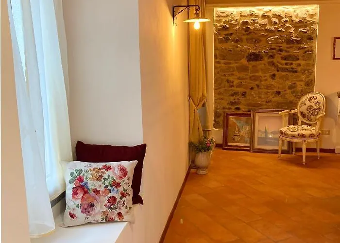 La Corte Del Governo 565