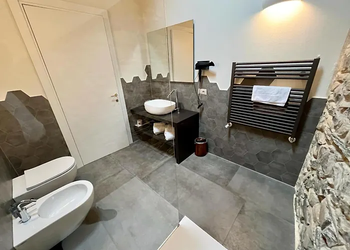 Bed & Breakfast La Corte Del Governo 565 Lezzeno